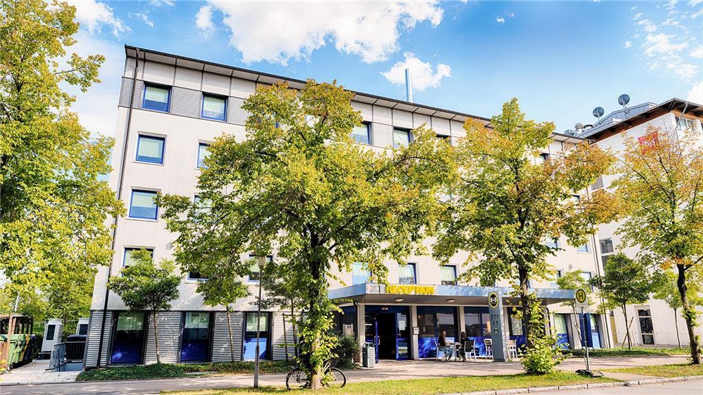 B&B Hotel Muenchen-Garching Garching bei Muenchen Exterior photo
